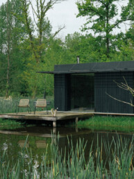 Kuro-cabin