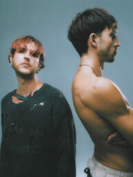 Oscar-and-the-Wolf-Roméo-Elvis