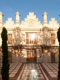 Le-Mondrian-Bordeaux-Les-Carmes